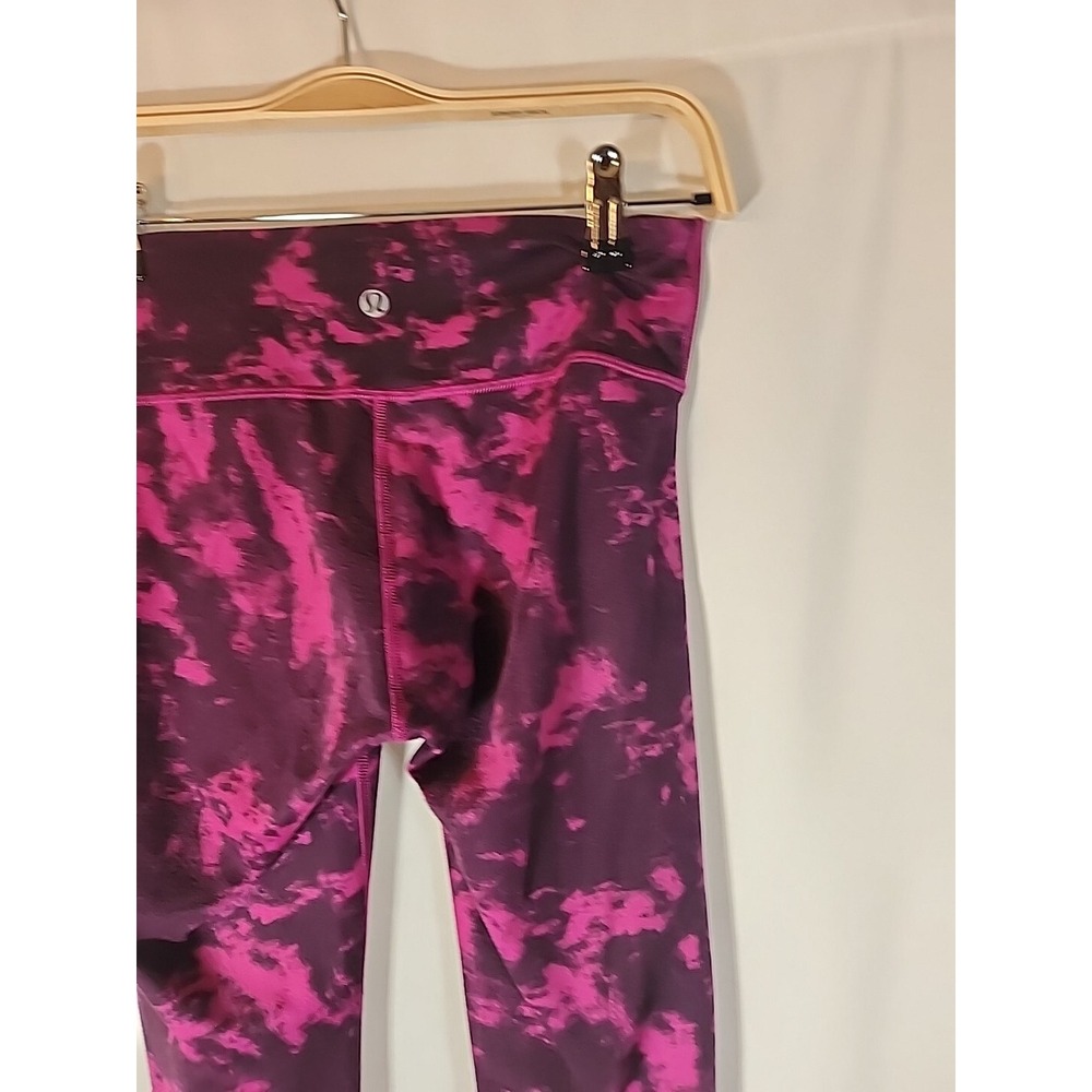 LULULEMON Wunder Under Crop III Breezie Regal Plum Athleisure Yoga Womens 4‎ - Picture 7 of 12